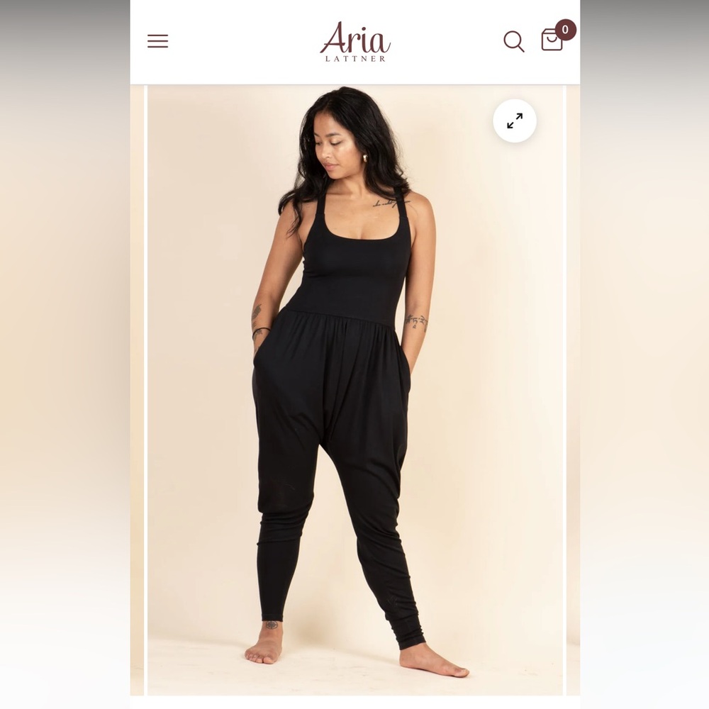 NWT Aria Lattner Luna Romper XS